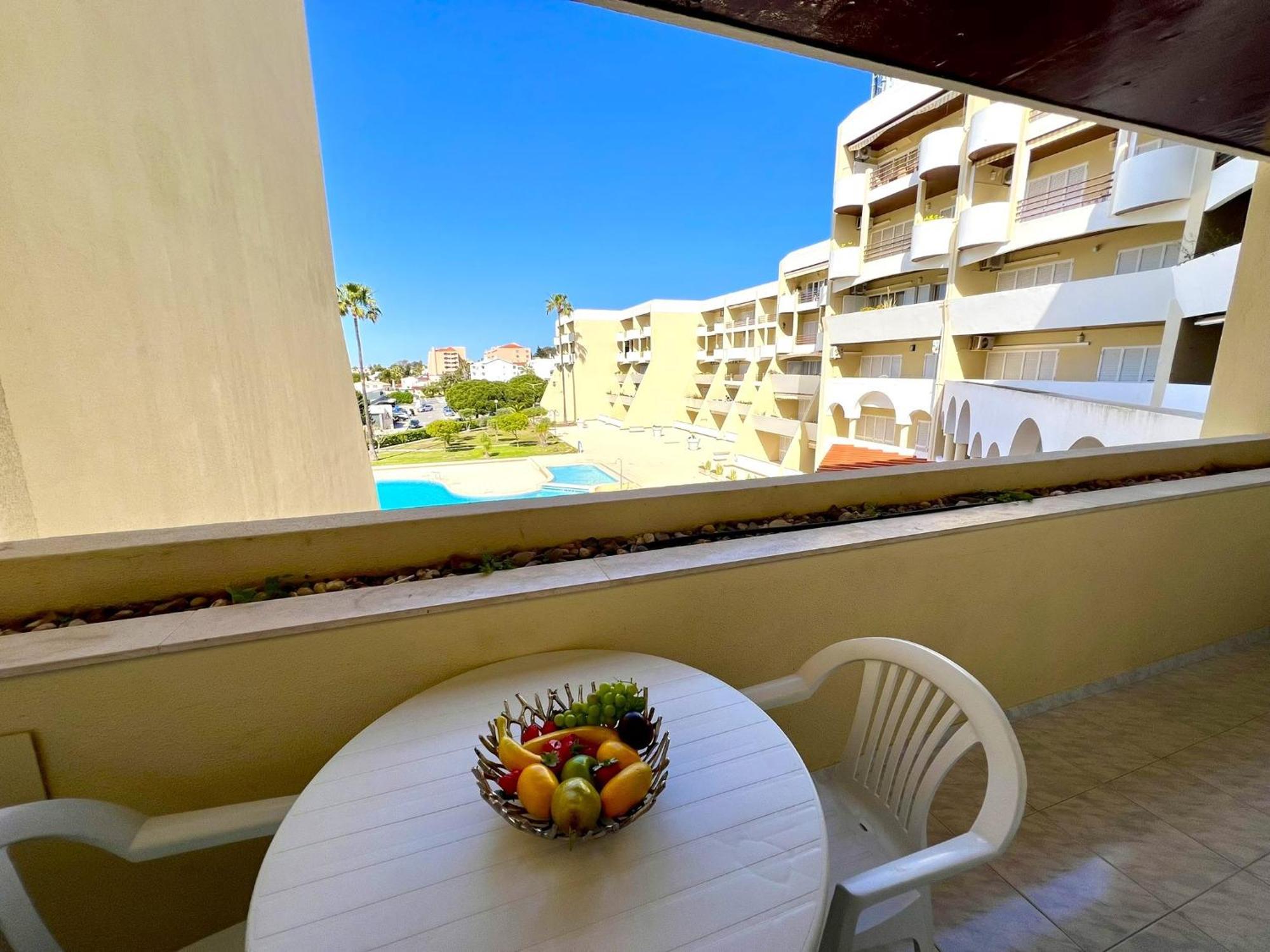 Apartamento Albufeira Concept 2 With Pool By Homing Gale  Exterior foto