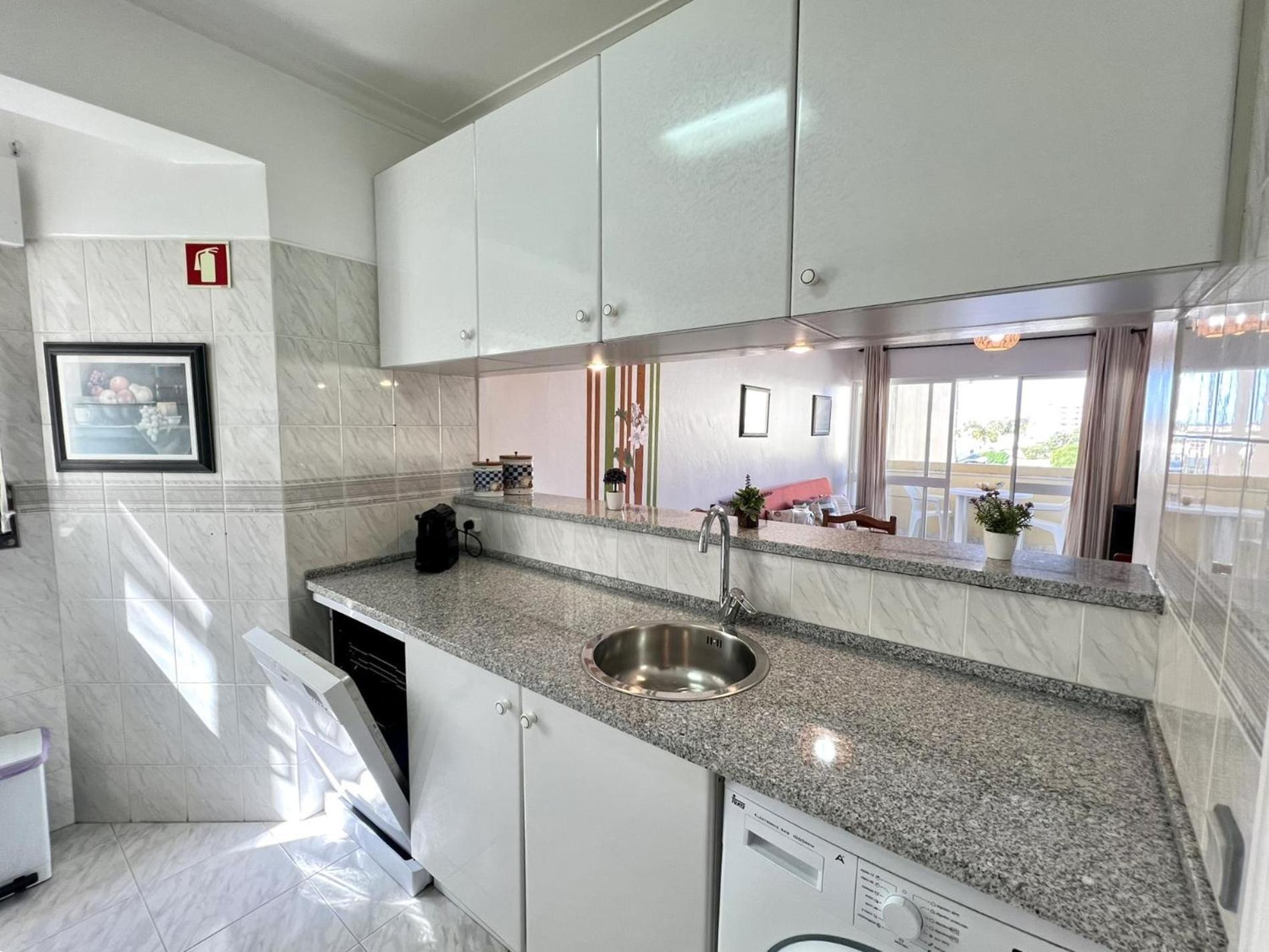 Apartamento Albufeira Concept 2 With Pool By Homing Gale  Exterior foto
